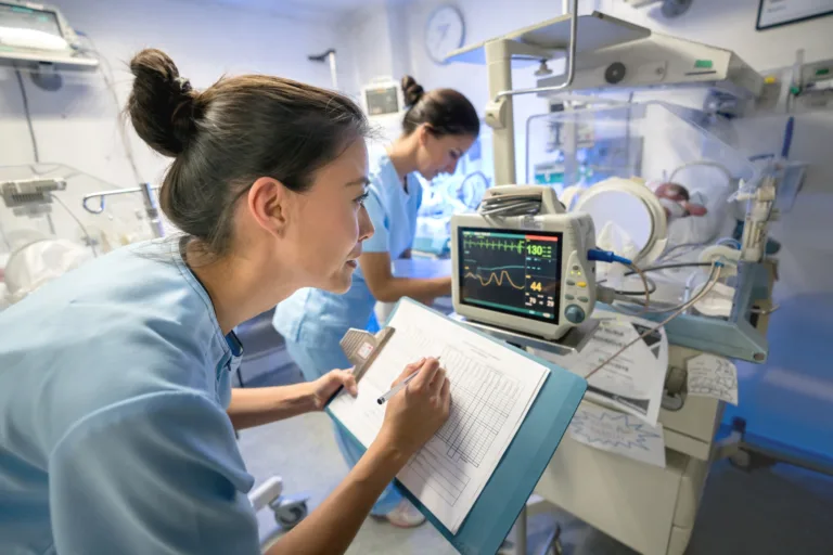 Tecnologia em equipamentos médicos: saiba aqui como escolher!